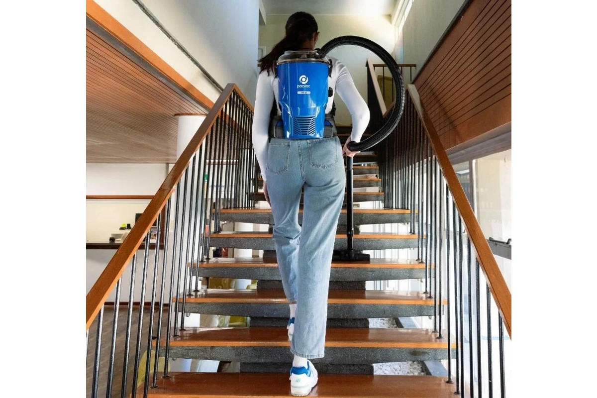 Pacvac Velo Cordless Backpack Vacuum Cleaner - Image 5